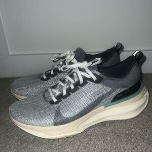Nike Invincible Run 3